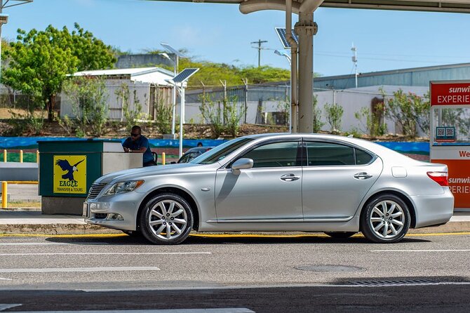 Antigua - VIP Fast Track On Arrival ONLY And Round Trip Transfer - The return trip requires one practical check