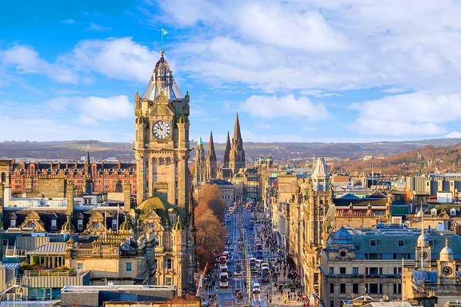 Arrival Transfer: Airport EDI to Edinburgh by Luxury Van - Cleanliness, safety, and comfort in the van