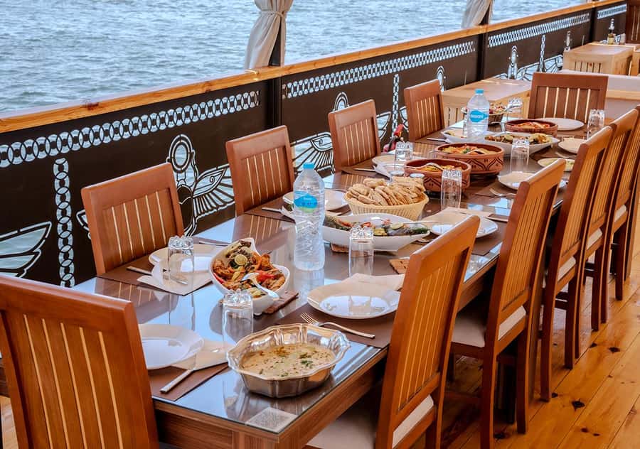 Aswan to Luxor: 4-Day Luxury Dahabiya Nile Cruise Adventure - Should you book the Aswan to Luxor Dahabiya cruise?