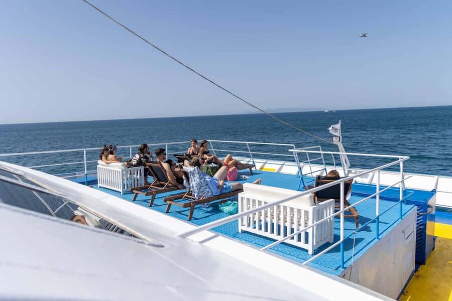 Athens: VIP Swimming Cruise to three islands - Aegina, shopping, and the Perdika area