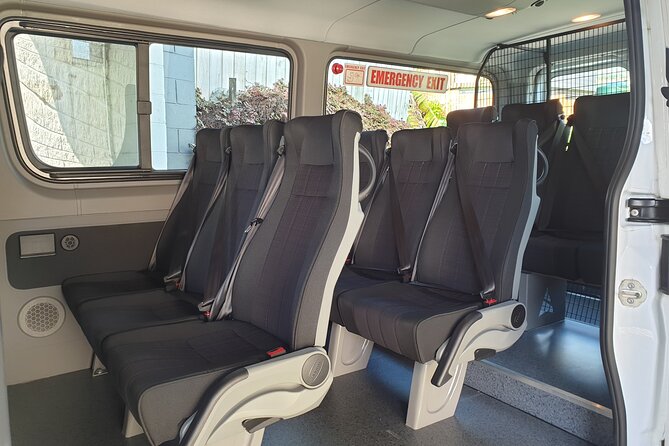 Auckland Airport Private Transfers in a Luxury Minibus - From Auckland Airport to Auckland City