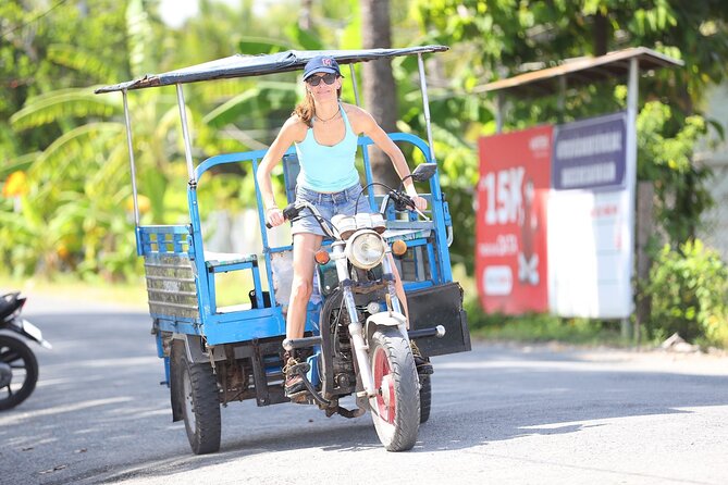 Authentic Mekong Delta Tour With Local Experts By SpeedBoat - What the guide adds to the day