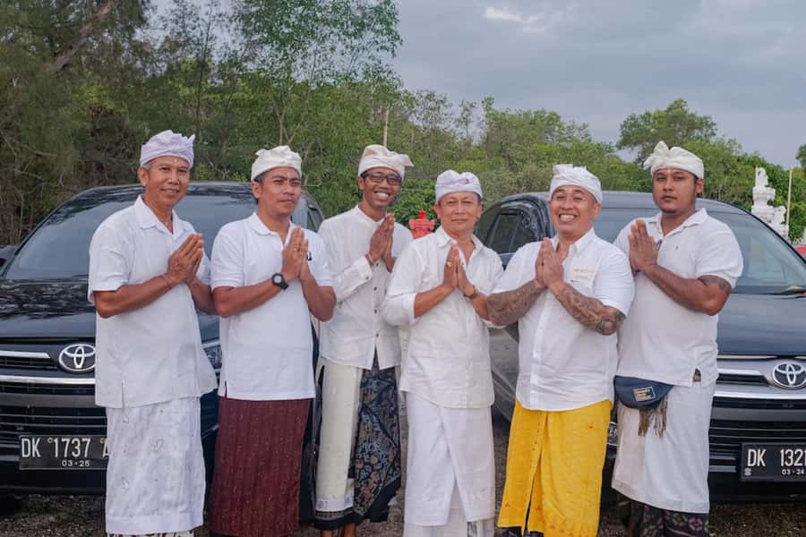 Bali: Green and Heritage West Trip Private Tour, Luxury Car - Luwak coffee and tea at a local plantation