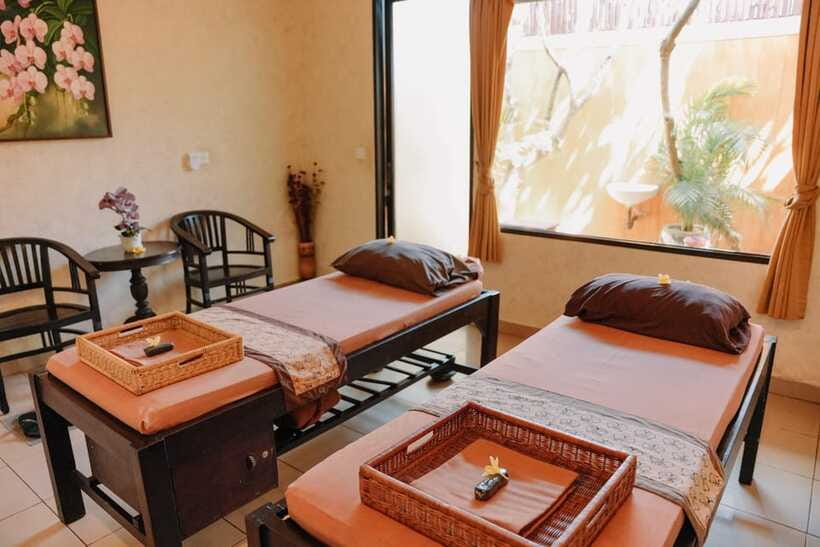 Bali: Luxury Spa Balinese Massage scrub Flower bath 2 Hour - Who should book this two-hour treatment?