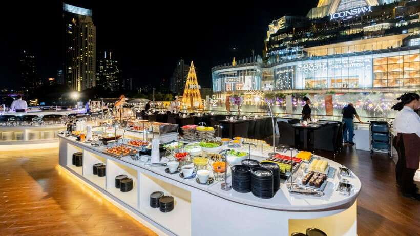 Bangkok: Opulence Luxury Dinner Cruise with Hotel Transfer - Indoor comfort, rooftop views, and live music