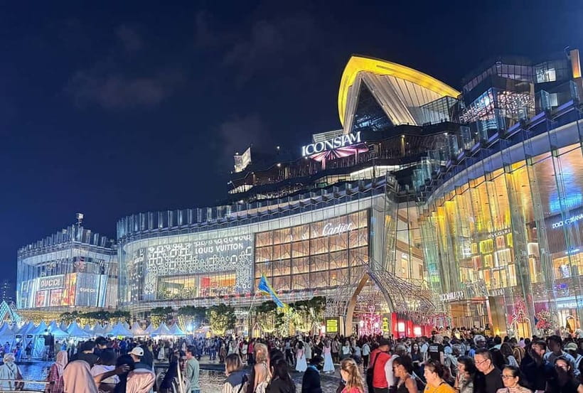 Bangkok: Opulence Luxury River Dinner Cruise with Live Band - Boarding The Opulence