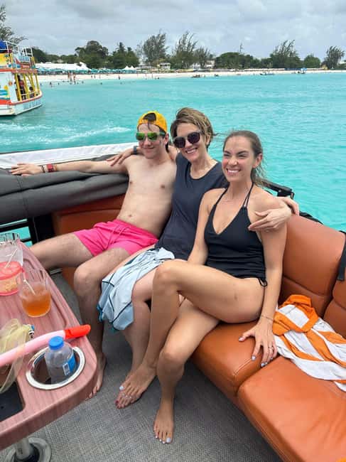 Barbados -Luxury Cruise with Lunch and Open Bar - The crew and the mood on board