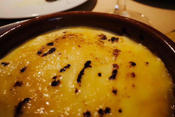 Barcelona Gothic Quarter VIP Tapas & Wine Tour - Friday through Sunday at an old cellar bar