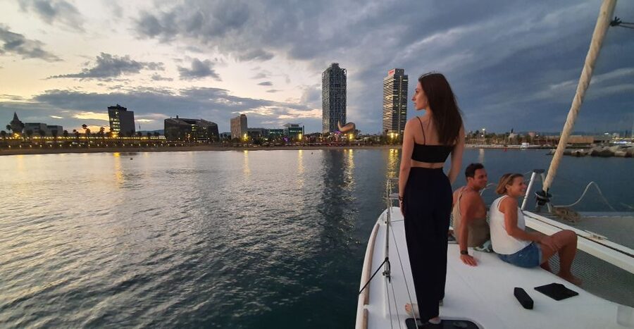 Barcelona: Luxury Private Sunset Yacht Cruise - Getting the most from your two hours