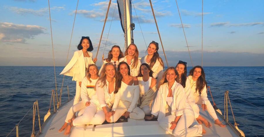 Barcelona: Luxury Private Yacht Daytime Cruise - Why this private Barcelona cruise works so well