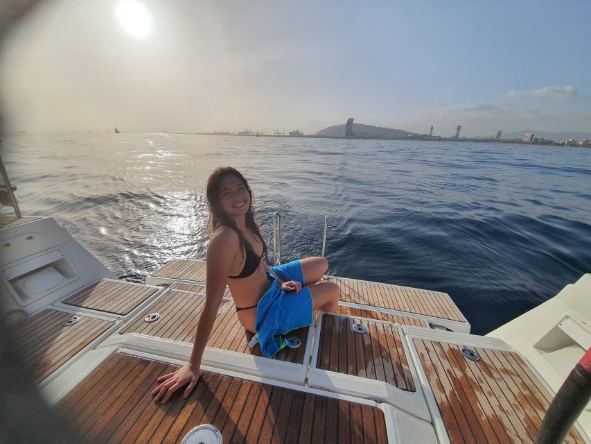 Barcelona: Luxury Private Yacht Daytime Cruise - Drinks, music, photos, and the onboard mood