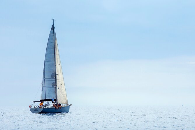 Barcelona Luxury Yacht Cruise – Day or Sunset, Open Bar & Snacks - Seeing Barcelona from the Mediterranean