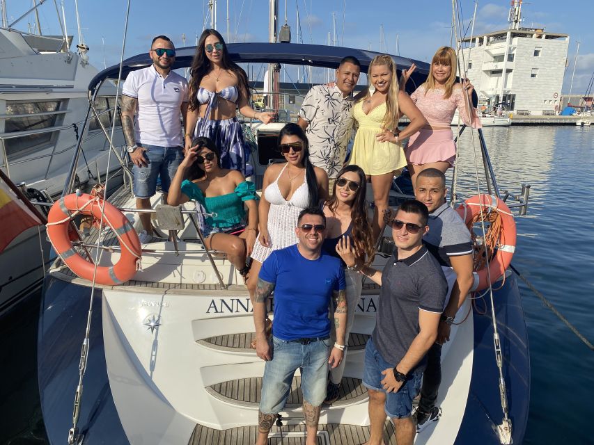 Barcelona: Private Luxury Sailing Tour - Choosing the right length for your group