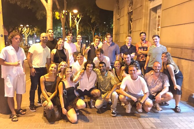 Barcelona Pub Crawl by KING -The Best Party tour & VIP Club Entry - Ending at a Barcelona club