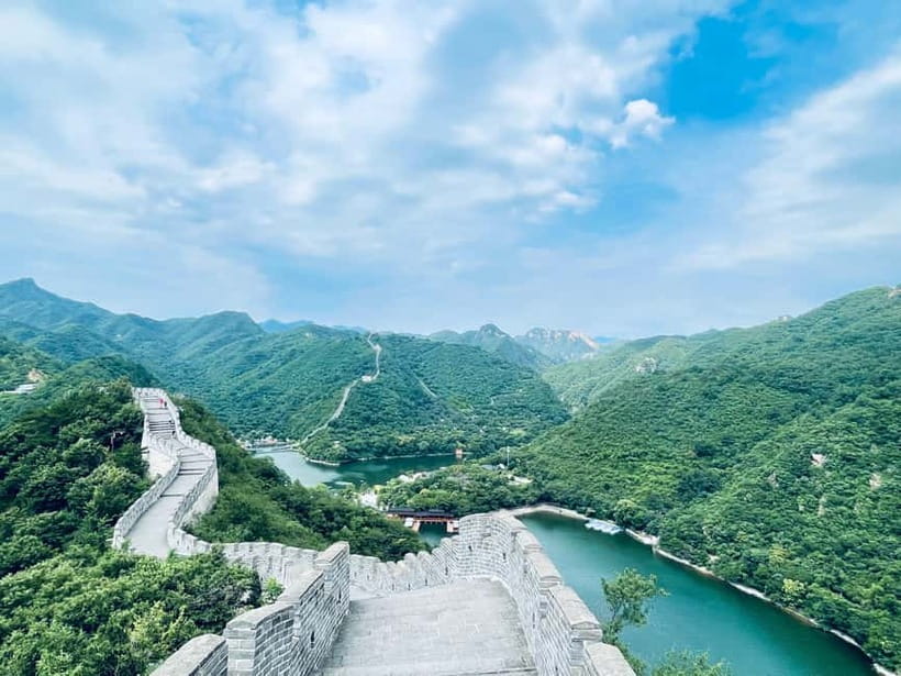Beijing:Mutianyu/Badaling Great Wall Tour with VIP Fast Pass - Three Great Wall choices, three different days
