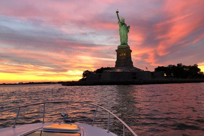 Best Private Luxury Daytime Boat Tour in New York City - 2 Hour - Is $499.99 good value for two hours?