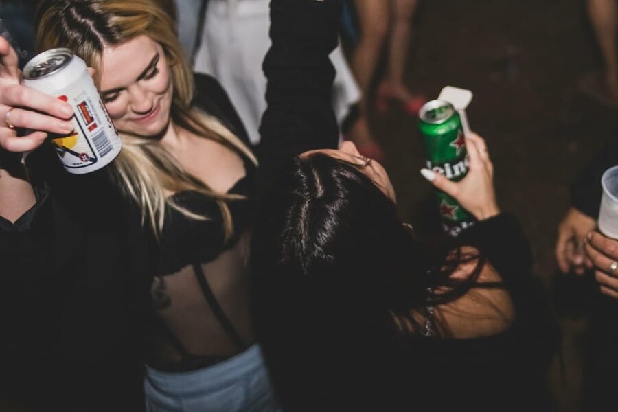 Big Hamburg Pubcrawl - Shots, Games & VIP Bundle - Staying safe while the night gets louder