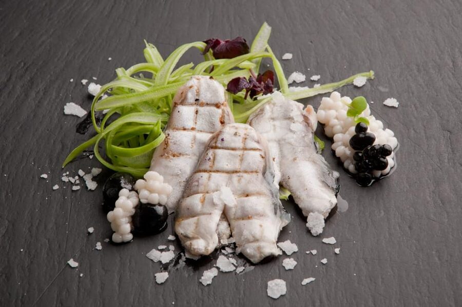 Bilbao: Guggenheim Secrets & Savor the Sea’s Treasures. VIP - What the guides add to the experience