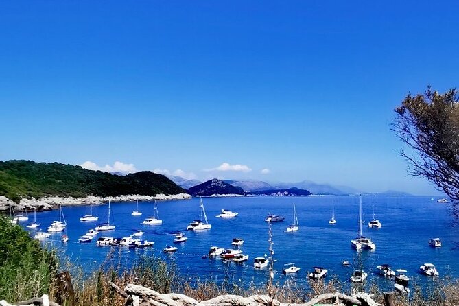 Blue & Green Cave Experience: Drinks, Snorkeling & Šunj Beach - Two islands, one easy half-day on the water