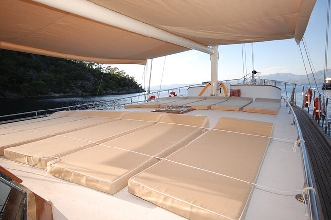 Bodrum Vip Private Gulet Tour - Air-conditioned transfers and simple meeting arrangements