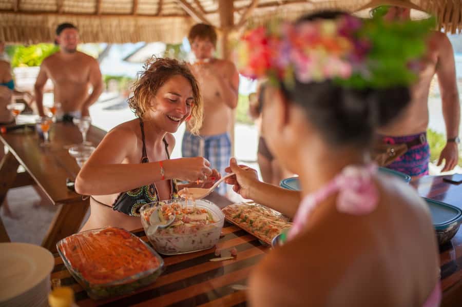 Bora Bora Luxury Tour and Beach Picnic - Should you book the Bora Bora Luxury Tour and Beach Picnic?