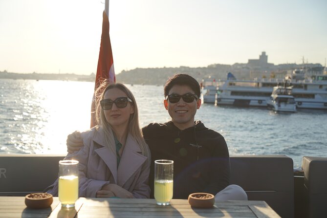 Bosphorus Sunset Cruise on Luxury Yacht with Transfers - Üsküdar, Galata Tower, and the Golden Horn