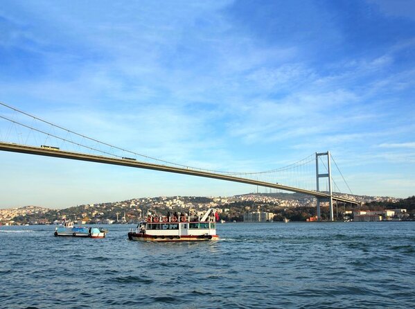 Bosphorus Sunset Yacht Experience: Istanbul’s Best - Key points at a glance