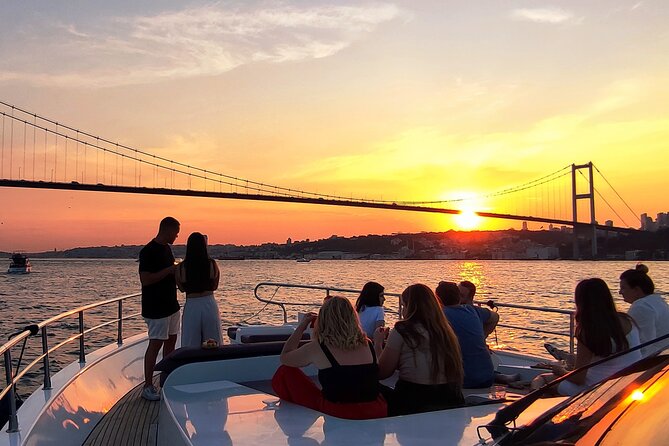 Bosphorus Sunset Yacht Experience: Istanbul’s Best - Why the Bosphorus is the right place for a sunset cruise