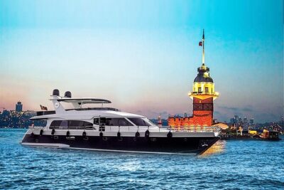 Bosphorus Sunset Yacht Experience: Istanbul’s Best
