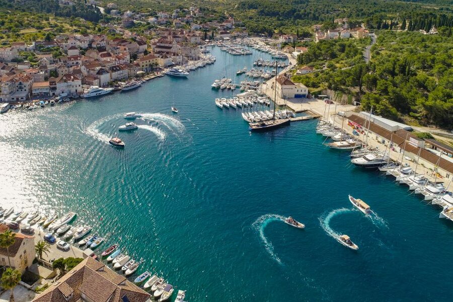 Brač: Blue Cave Island Hopping Luxury Tour - Palmižana adds plants, shade, and a change of pace