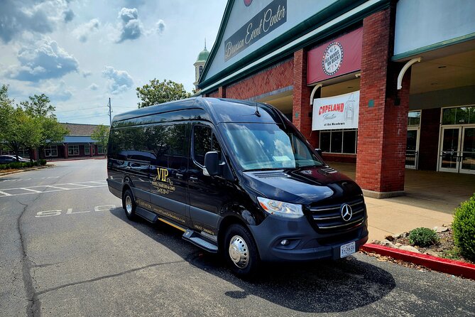 Branson VIP Wine Tasting and Dinner Tour - A Guide Can Make or Break the Ride