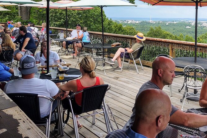 Branson VIP Wine Tasting and Dinner Tour - Black Oak Grill and the Three-Course Dinner