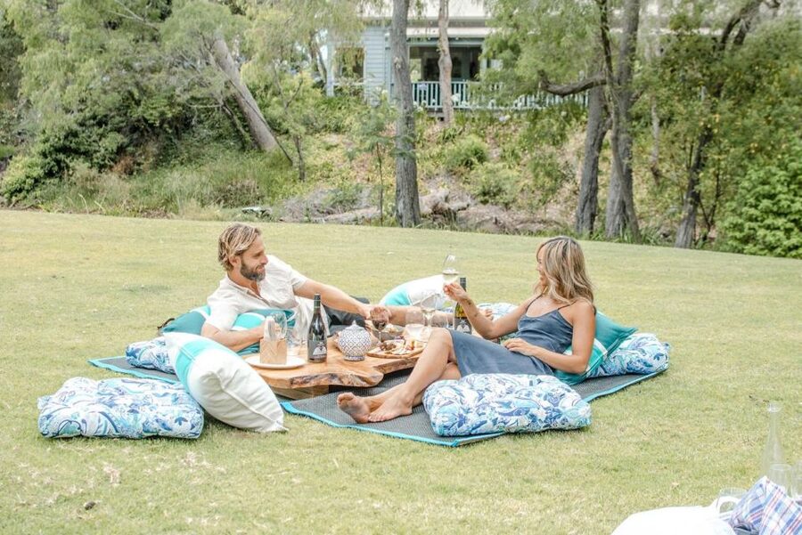 Brookland Valley: Luxury Estate Picnic for 2 - From Cellar Door Tasting to Creekside Picnic