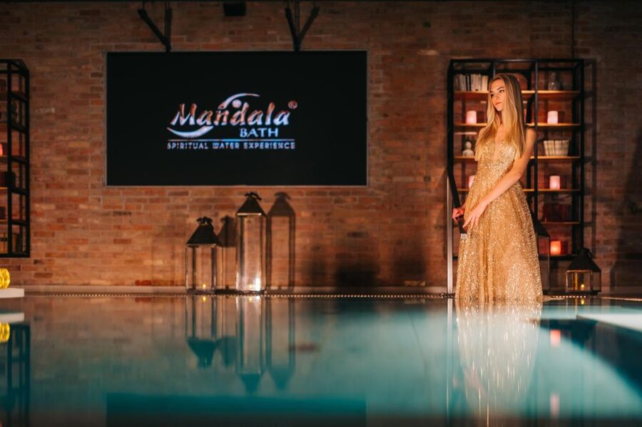 Budapest: Mandala Day Spa & Luxury Pool Experience - Four pools, one jacuzzi, and a useful change of pace