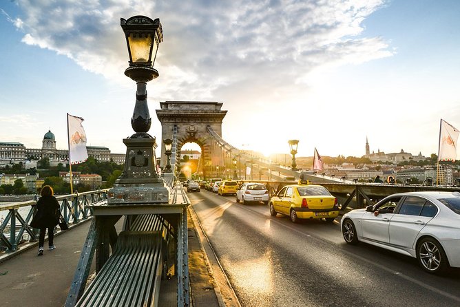 Budapest Private Luxury Sightseeing Tour with Guide and Transport - Why this four-hour route works for first-time visitors
