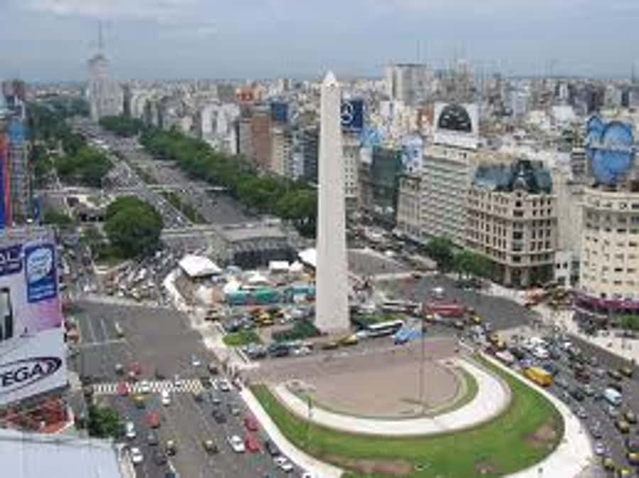 Buenos Aires City Tour with Luxury Lunch - The Obelisk and Buenos Aires grand avenues
