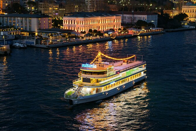 Butalux - Bosphorus Luxury Dinner Cruise - A dinner cruise built around Turkish entertainment
