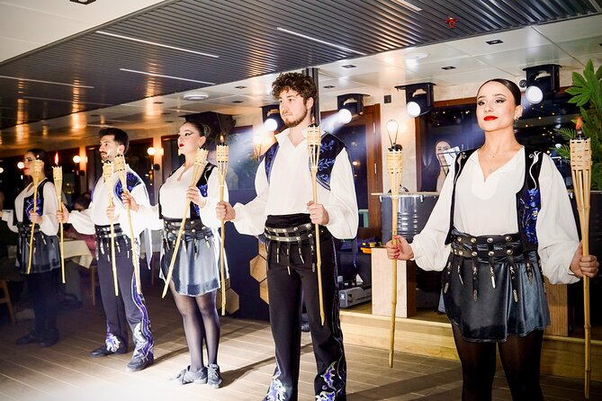 Butalux - Bosphorus Luxury Dinner Cruise - What the $48.39 price covers