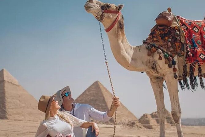 Cairo &Giza VIP 8 hours tour Pyramids, Museum,expert Guide,pickup - Lunch with the pyramids outside