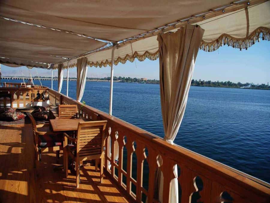 Cairo: Luxury Dinner Cruise On The Nile River - A Cairo evening that begins at your hotel
