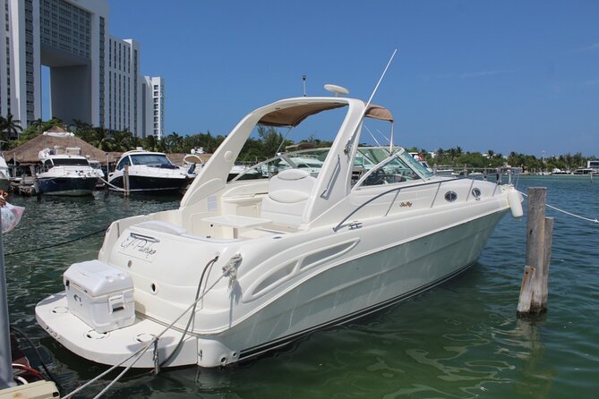 Cancun Bay Private 2-Hour on a Luxury Yacht - Why the private format matters