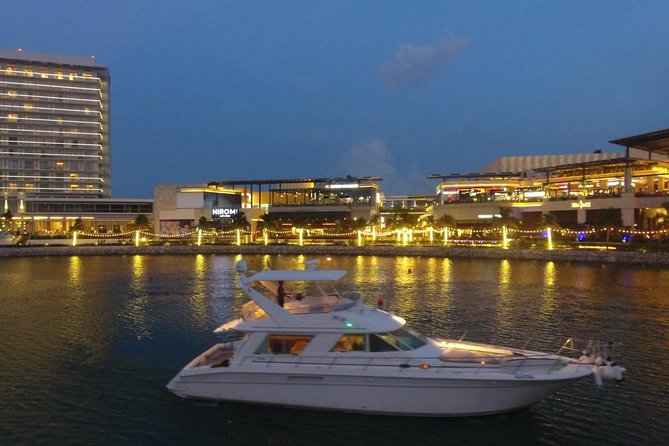 Cancun Boat Tour to Isla Mujeres on Luxury Yacht with Chef -SR55C - A private day on the water from Cancun