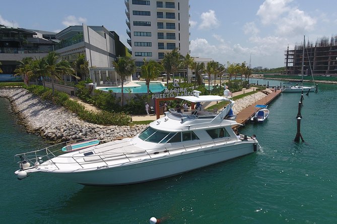 Cancun Boat Tour to Isla Mujeres on Luxury Yacht with Chef -SR55C - Isla Mujeres, seen from the sea
