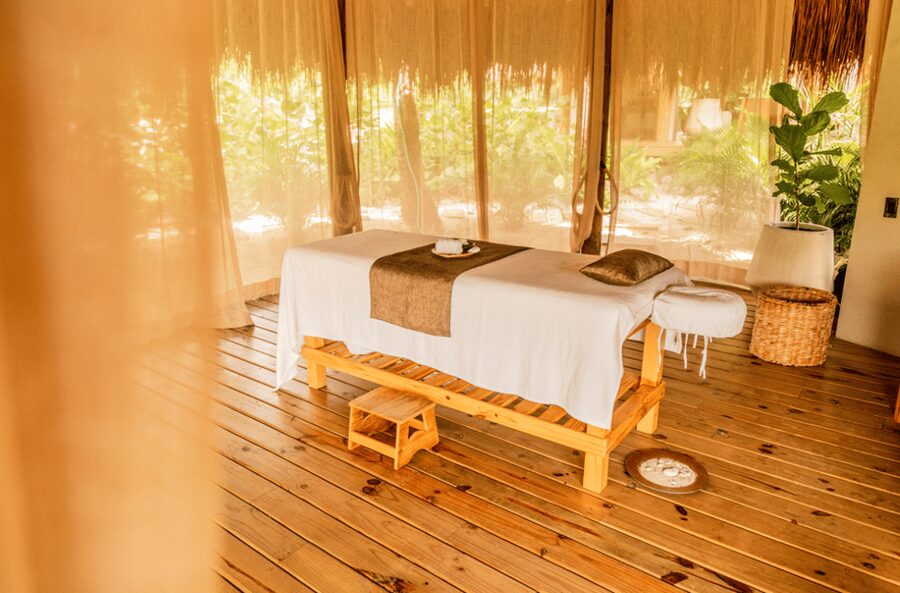 Cartagena: Makani Luxury Beach Club Day Pass - Five ways to upgrade your day