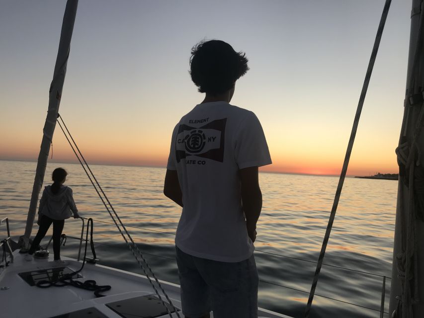 Cascais: 2-Hour Private Luxury Sunset Cruise with a Drink - Key points to know before booking