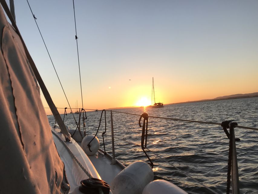 Cascais: 2-Hour Private Luxury Sunset Cruise with a Drink - Is $619 good value for your group?