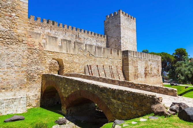 Cascais: Glamour and Decay by The Lisbon Coastline - Private Tour - Key points before you book