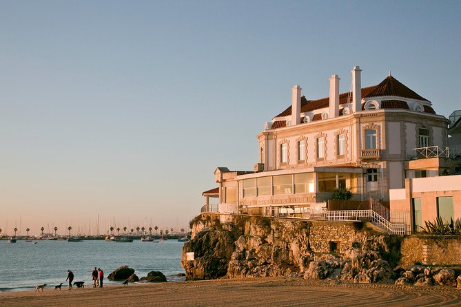Cascais: Glamour and Decay by The Lisbon Coastline - Private Tour - Casa de Santa Maria and Raul Lino’s coastal design