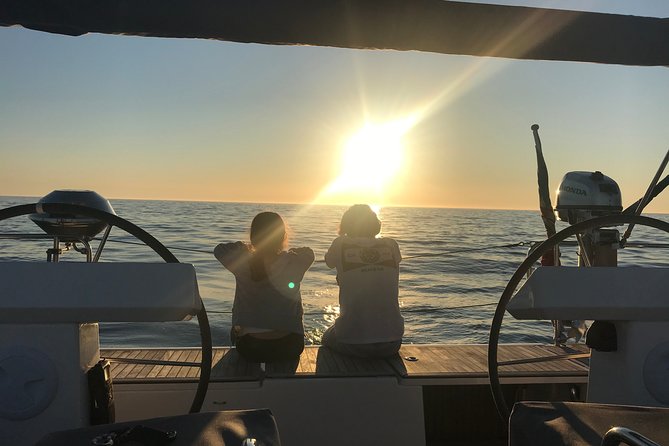 Cascais Private Luxury Sunset 2h Cruise with a drink - The chance of dolphins, with sensible expectations