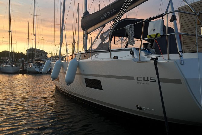 Cascais Private Luxury Sunset 2h Cruise with a drink - The Citadel Palace and lighthouse views